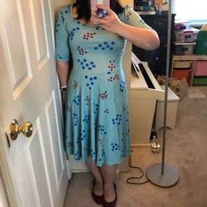 EUC Lularoe Nicole grape inspired dots